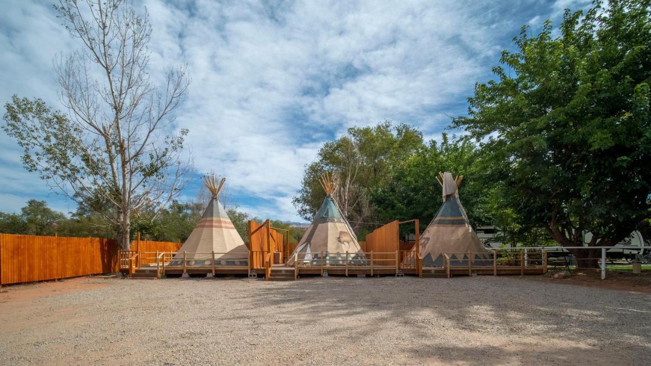 OK RV Park Glamping Tipi OK55 Hotel Moab Bagian luar foto